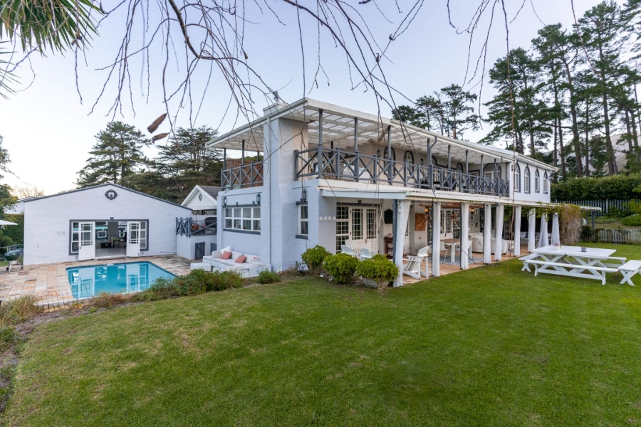 7 Bedroom Property for Sale in Constantia Western Cape